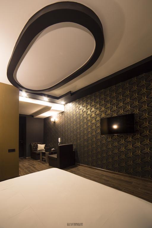 Voyage Hotel Yerevan Exterior photo